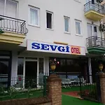 White Cat Sevgi Antalia