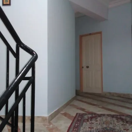 White Cat Sevgi מלון 2*