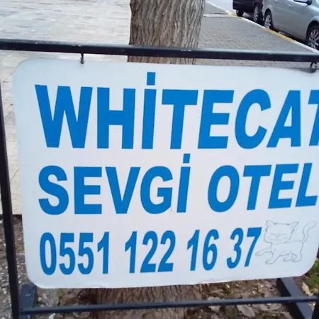 מלון White Cat Sevgi 2*
