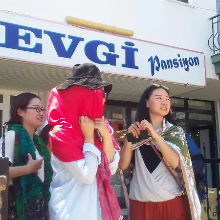 White Cat Sevgi Antalya