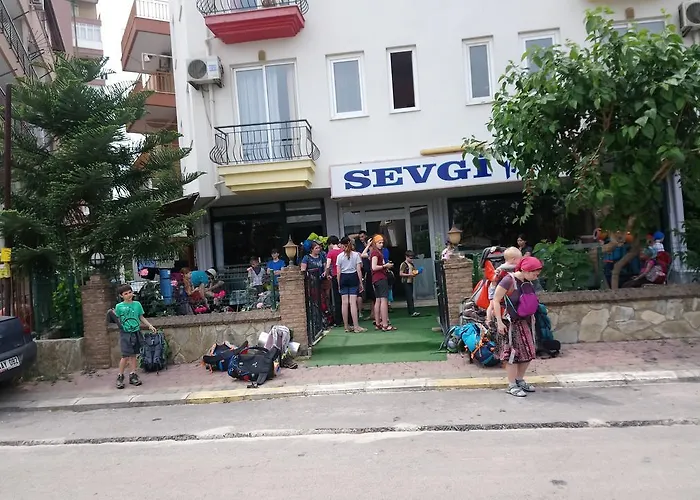 Hotel White Cat Sevgi 2*